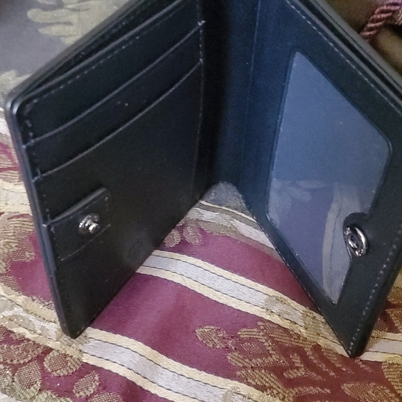 Mcm leather HOST PICK  diamond wallet dust cover warr…special lowered - Picture 8 of 14